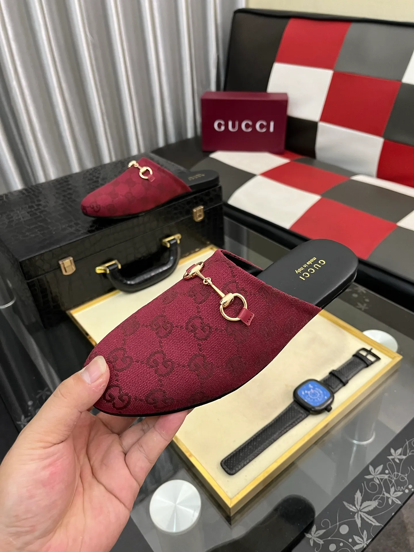 Men's shoes 💰480⌚️⌚️[Gucci] 2024 new season half-slip men's shoes, made of Italian imported first-layer frosted cowhide➕sheepskin lining, original hardware buckle, original combination wear-resistant outsole, real shot 🎬 Very comfortable on the feet, size 36-44